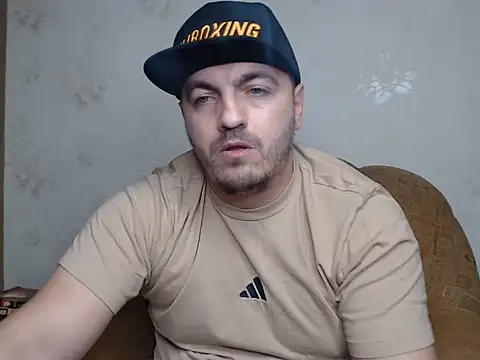 MasterTaylor Live XXX-chat