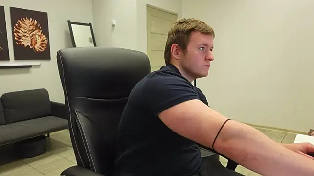 Živý XXX chat Richard_Dullas