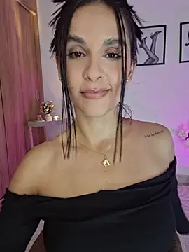 heyshaa's Live XXX Chat