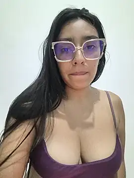 kiara_bloom8のライブXXXチャット
