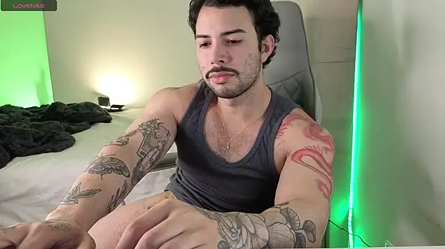 Chat XXX en directo de zyann__