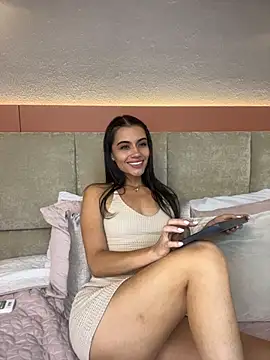 Nicole_stonee Show in webcam