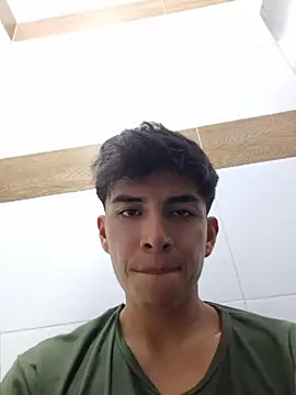 ZaneHoward – Naživo XXX chat
