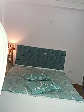 Kayra_queenx Webcam Show