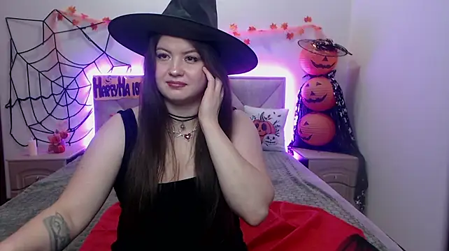 Chat XXX en directo de MavkaCute
