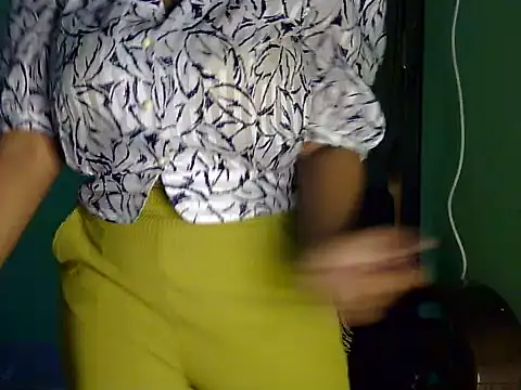 Exotic__AnnieのライブXXXチャット