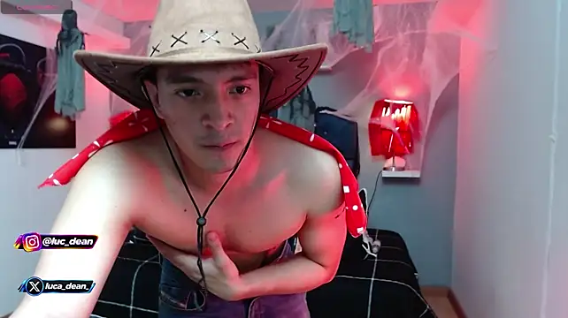 luca_dean live XXX chat