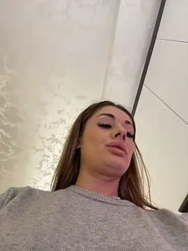 XXX chat uživo modela IsabellaEtthan