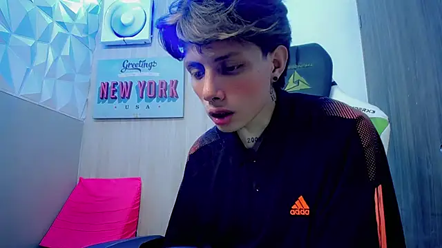 hot_atheltee Live XXX-Chat