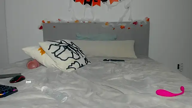 XXX chat uživo modela KiraNiight
