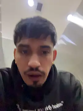 Chat +18 de Mathias_vega ao vivo