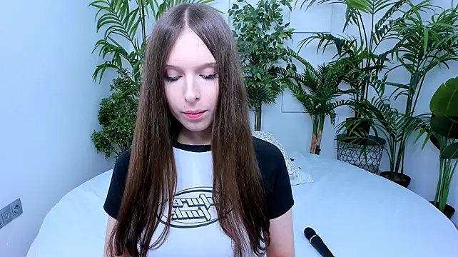 dark_k1tty Chat XXX in diretta