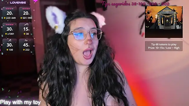 tellmemaddieのライブXXXチャット