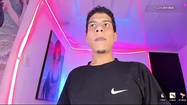 Chatroom XXX en direct de Ethan_Boyy