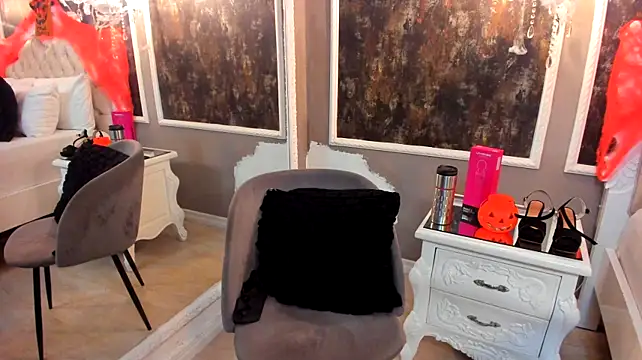 JuliethMilf XXX чат на живо