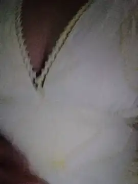 Chat XXX en directo de MIA-LARIOS