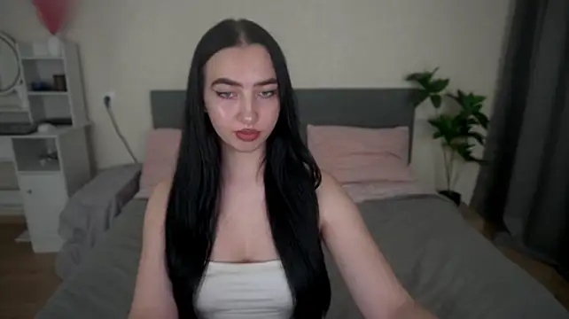 WildKittenX_'s Live XXX Chat
