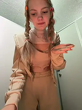 elsawhere's Live XXX Chat