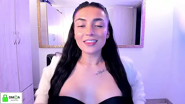 EricaVanderhill live XXX chat