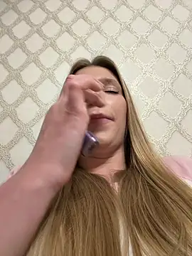 adel_secret: απευθείας συνομιλία ΧΧΧ