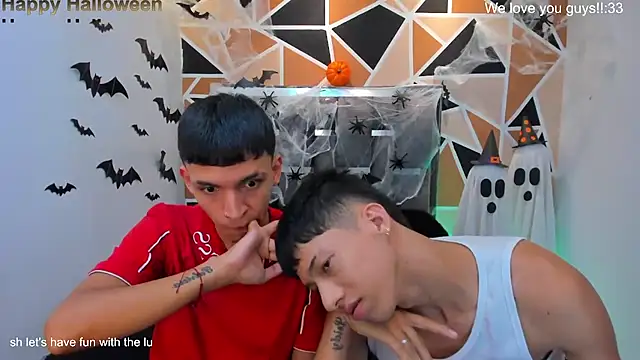 Juan_Nd_Steven Live XXX-Chat