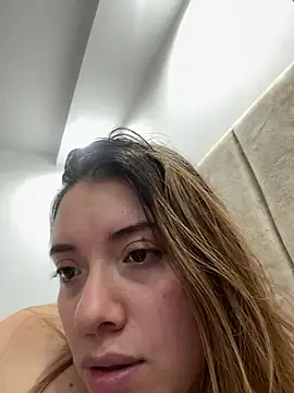 valery_mora's Live XXX Chat