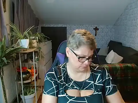 Newgirl4you's Live XXX Chat