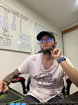Chat XXX en directo de FoxBarck