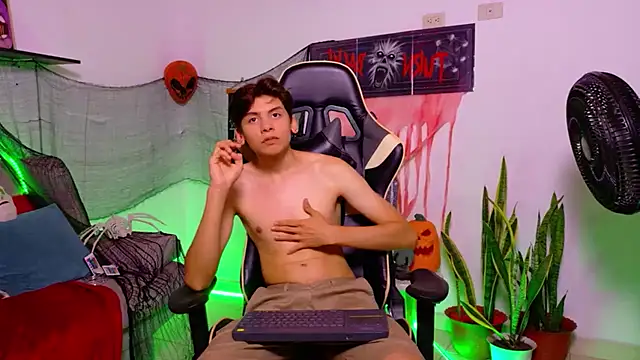 Angel_Dustt1 现场XXX聊天