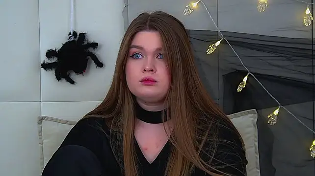 צ'אט XXX בשידור חי של CrystalLyons