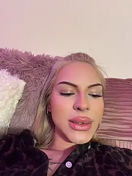 Chat XXX ao vivo de DollyRuby