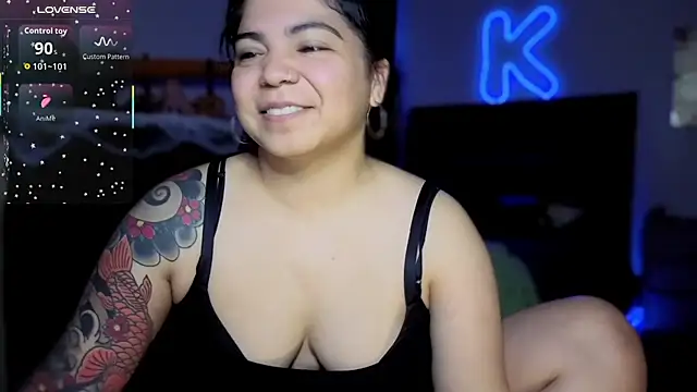 Chat XXX ao vivo de kimmiakiss22