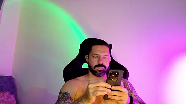 Chat XXX ao vivo de Pierre_Vidal