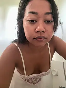 Juliet_official_pro's Live XXX Chat