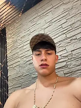 Онлайн чат XXX Lander_Cruz