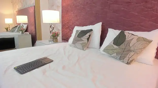 Cloee_Sky2 Adlı Modelin Canlı XXX Sohbeti