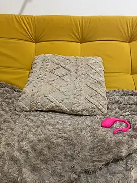 Chat +18 de GoodGirlGoneBack ao vivo