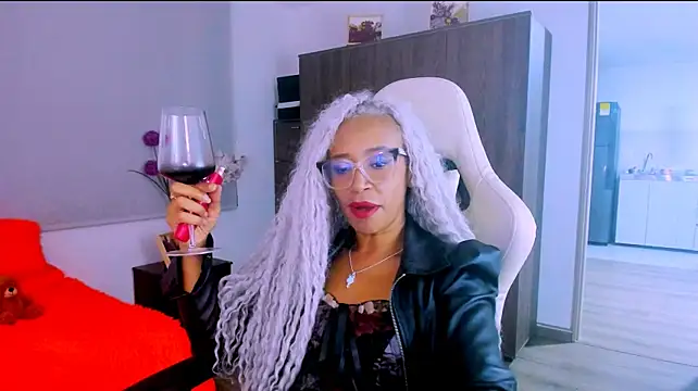 ScarlettMalbec's Live XXX Chat