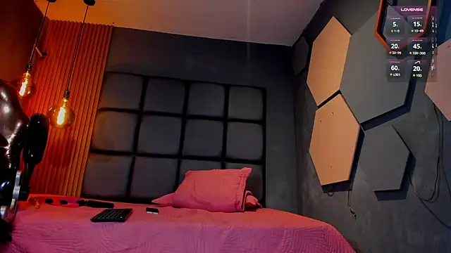 צ'אט XXX בשידור חי של fhilip_ken