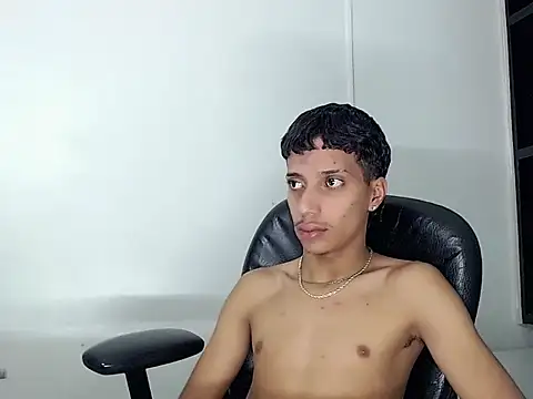 Czat XXX na żywo – brayan__hot__