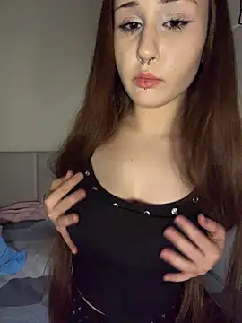 Czat XXX na żywo – LucyWeekend