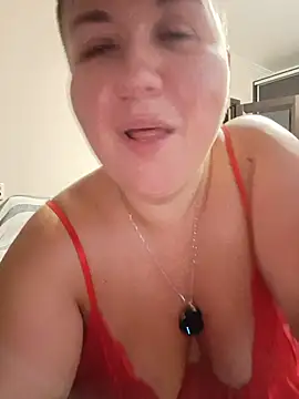 Annet1912 Adlı Modelin Canlı XXX Sohbeti