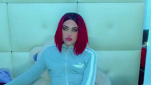 NharaBigCock's Live XXX Chat