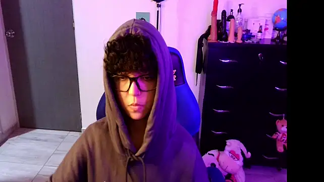 thomascooper7's Live XXX Chat