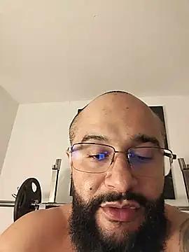 Chatroom XXX en direct de Luke__09