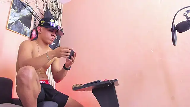 Czat XXX na żywo – erik_Dammers
