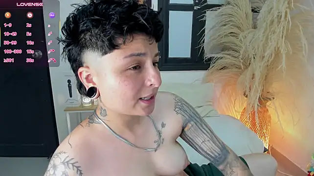 ZuryRamirez_ Adlı Modelin Canlı XXX Sohbeti