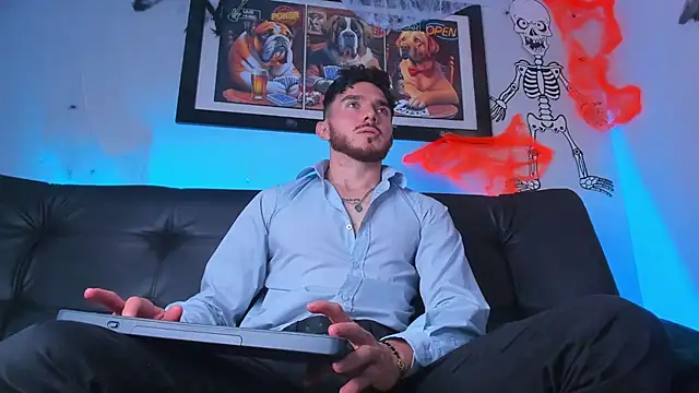 Czat XXX na żywo – Dante_Blake1