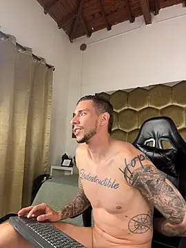 J_king__: απευθείας συνομιλία ΧΧΧ