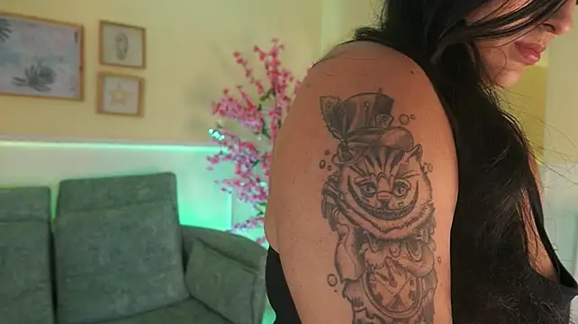 EmmaWalkerr_のライブXXXチャット